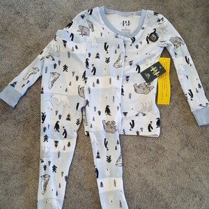 PJ Essentials Soft & Cozy 2 Pc Keds Pajamas Size 5